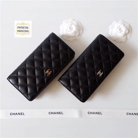 chanel bi fold caviar wallet ราคา|กระเป๋าสตางค์คลาสสิก .